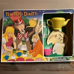 Vintage Alice in Wonderland Tea Party Dinette Playset NIB Reliable Toys